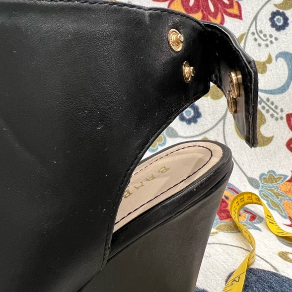 Size 9 Bamboo Peep Toe Wedges - Picture 6 of 6